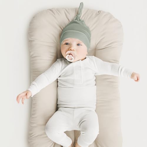 Konssy 6-Pack Newborn Knot Beanie Hats for 0–6 Months